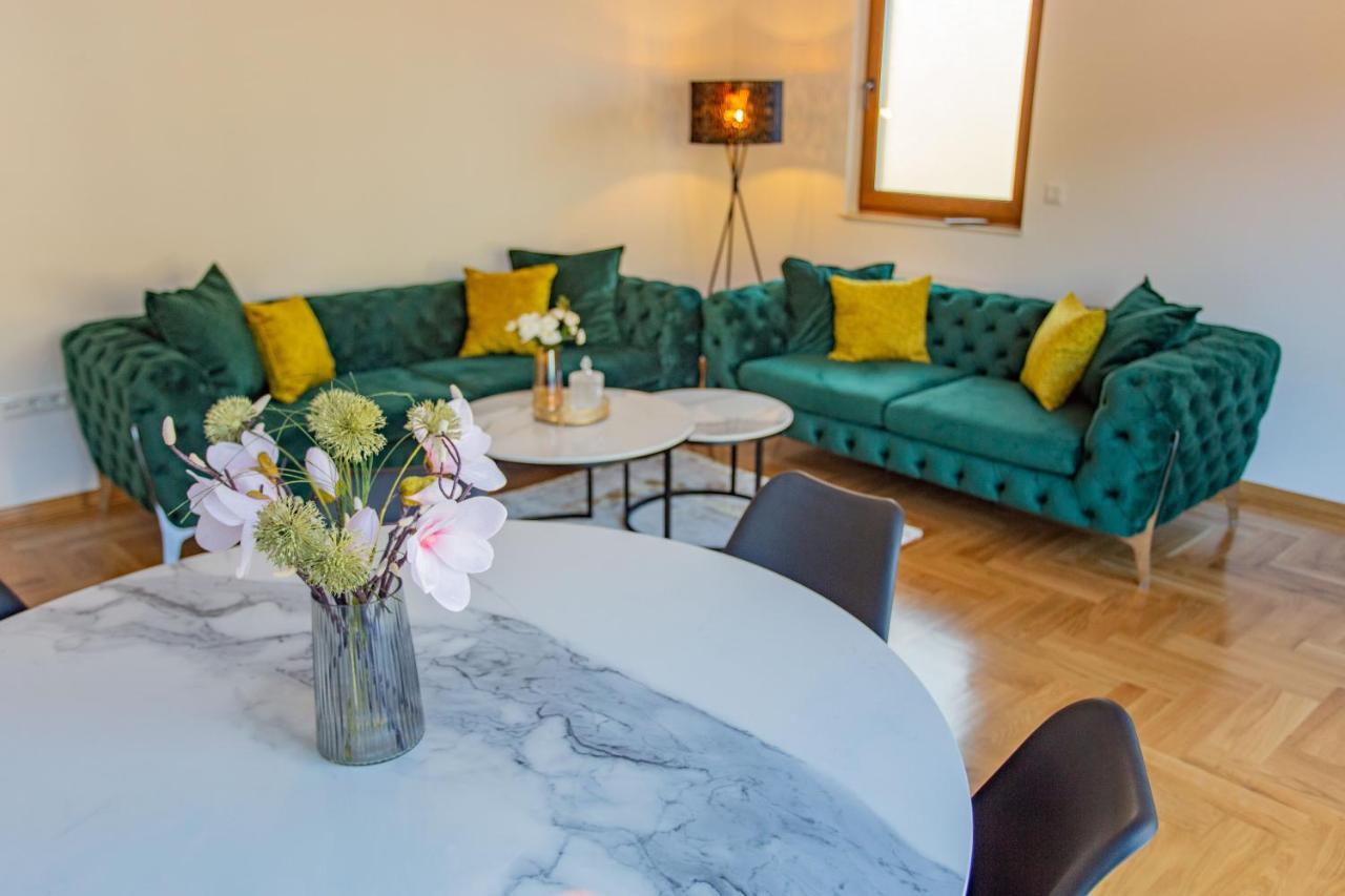 Sky Penthouse Old Bridge With Sauna And Jacuzzi Mostar Esterno foto