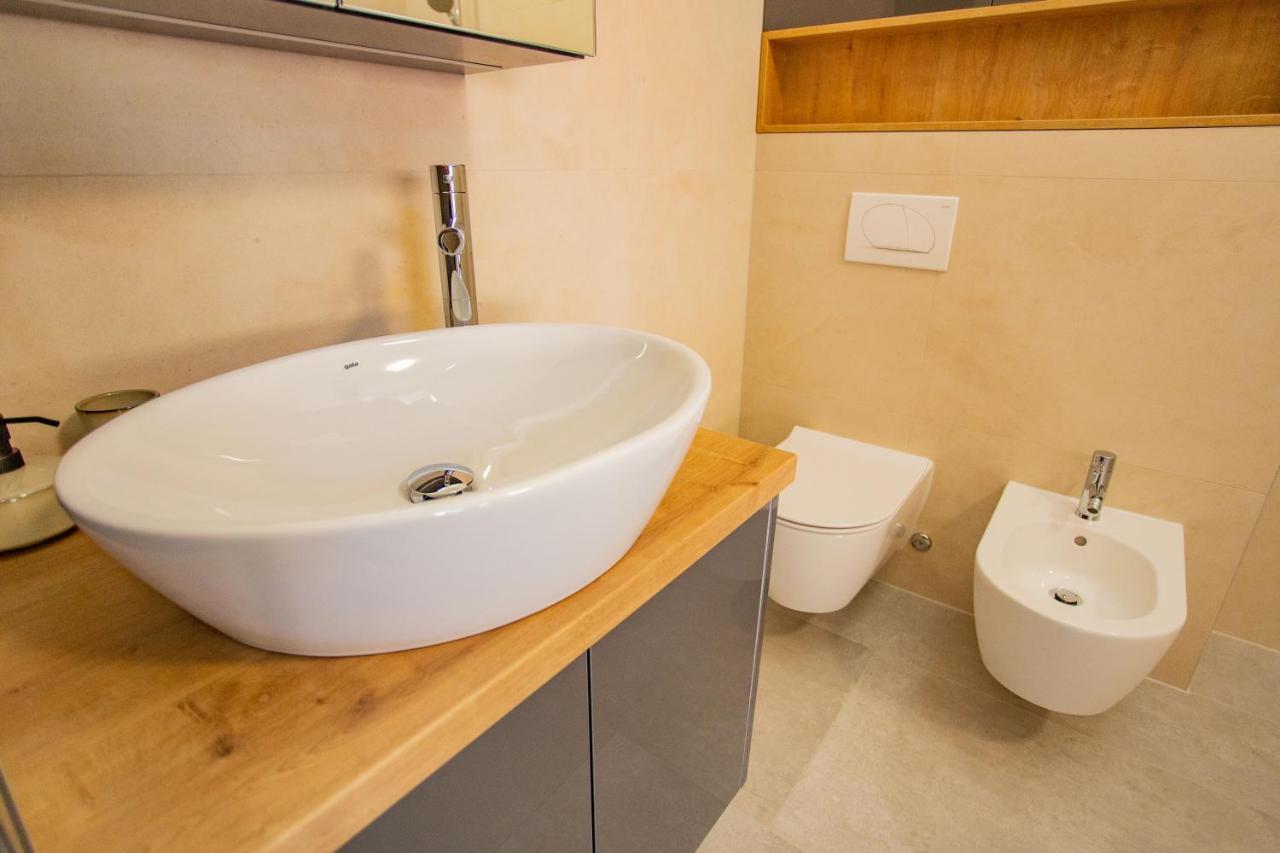 Sky Penthouse Old Bridge With Sauna And Jacuzzi Mostar Esterno foto