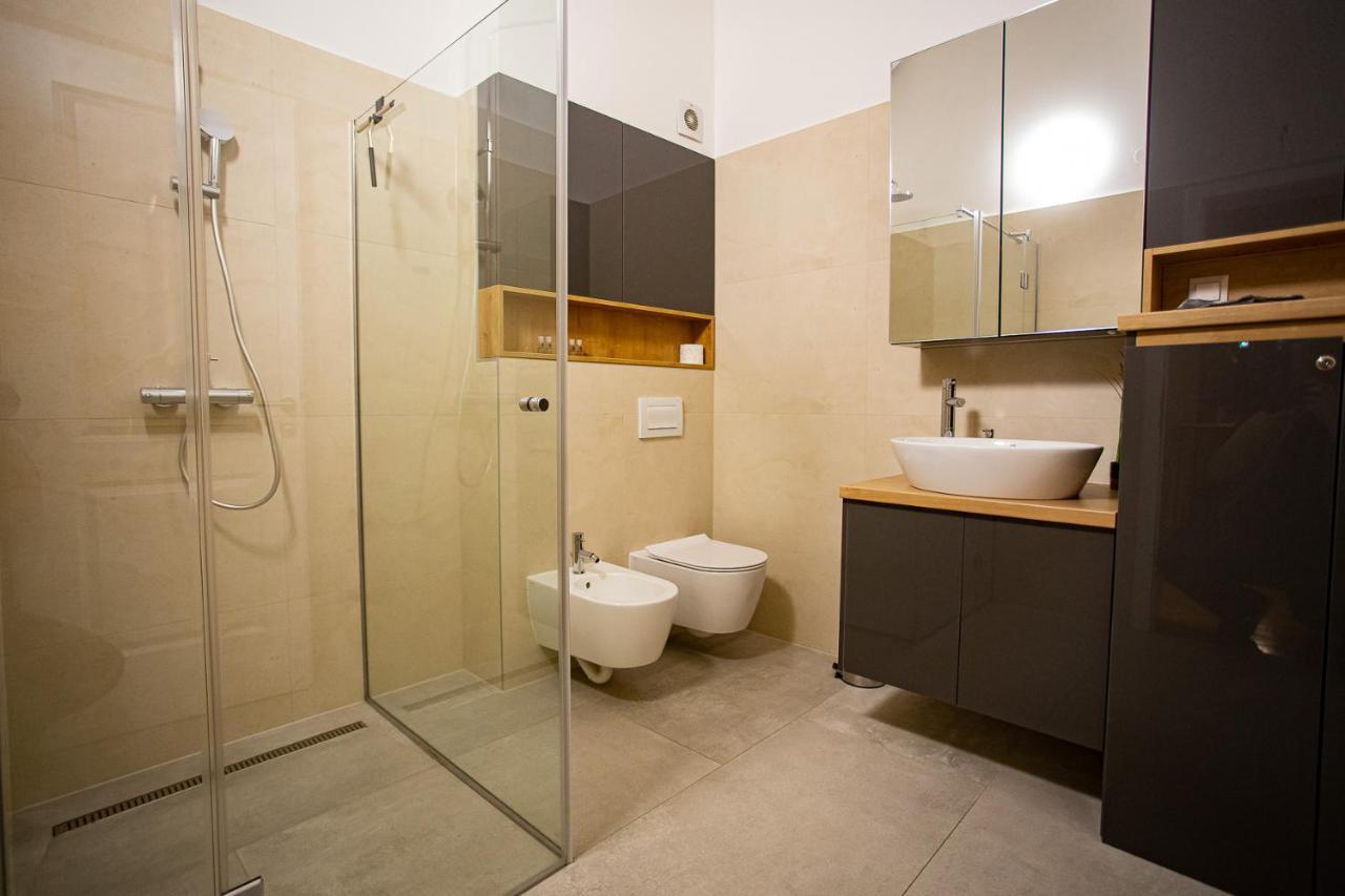 Sky Penthouse Old Bridge With Sauna And Jacuzzi Mostar Esterno foto